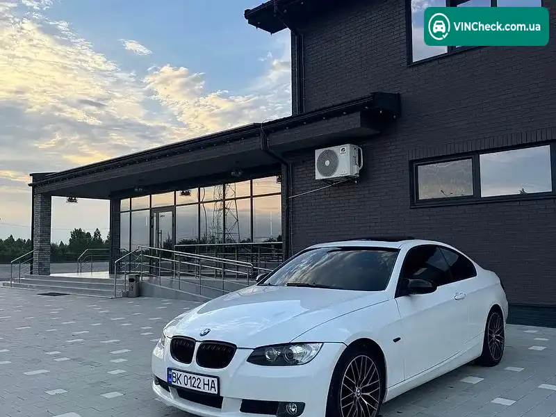 BMW 3 Series 2007, фото з оголошення 2 з 12, VIN WBAWB33507P131019