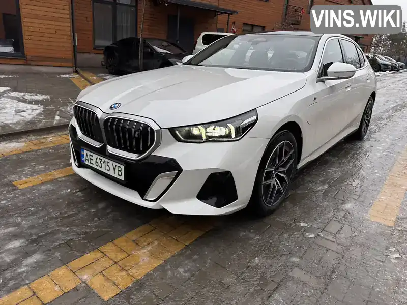 BMW i5 2024, фото з оголошення 1 з 15, VIN LBV51FM0XRSE53673