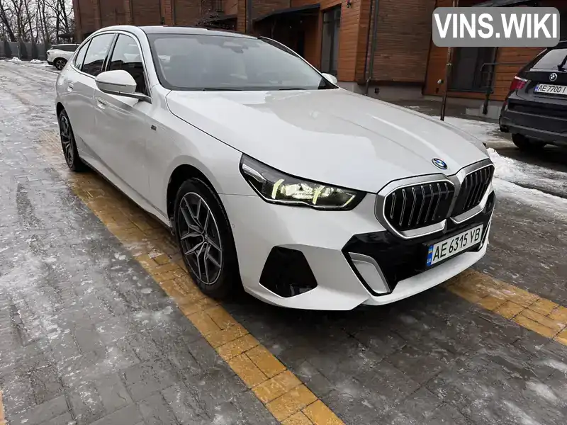 BMW i5 2024, фото з оголошення 2 з 15, VIN LBV51FM0XRSE53673