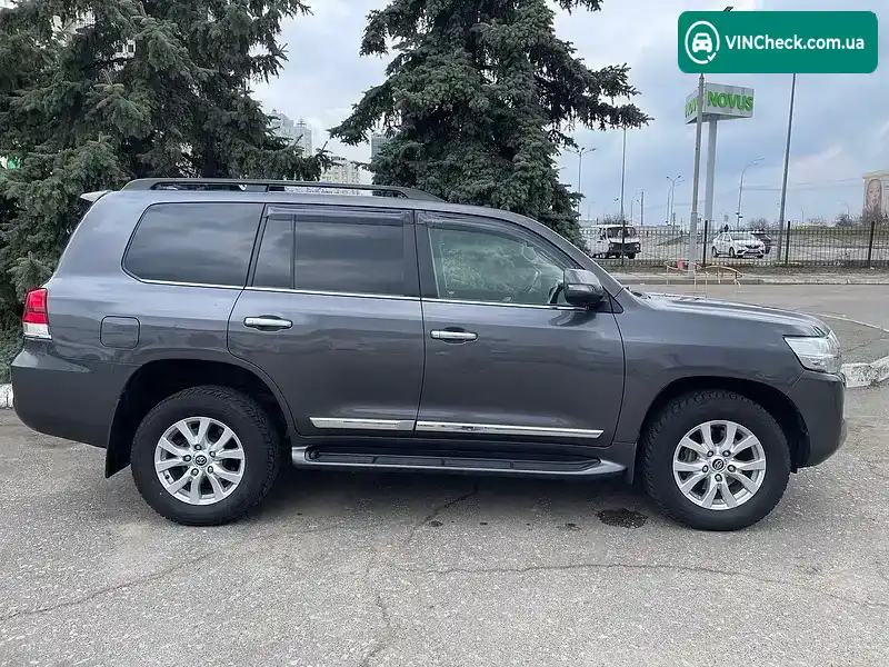 Toyota Land Cruiser 2016, фото з оголошення 2 з 14, VIN JTMCV02J304194181