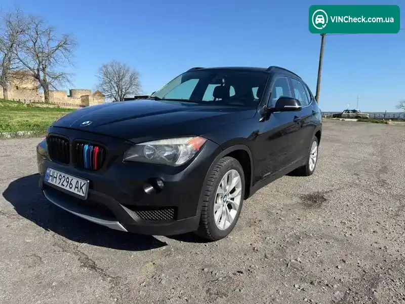 BMW X1 2013, фото з оголошення 2 з 12, VIN WBAVL1C50EVR94294