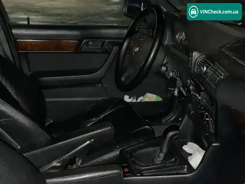 BMW 5 Series 1993, фото з оголошення 2 з 7, VIN WBAHA11010BA18273