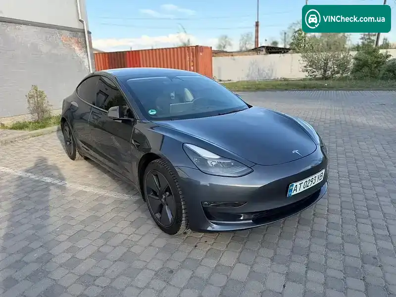 Tesla Model 3 2023, фото з оголошення 2 з 21, VIN LRW3E7FS7PC881849