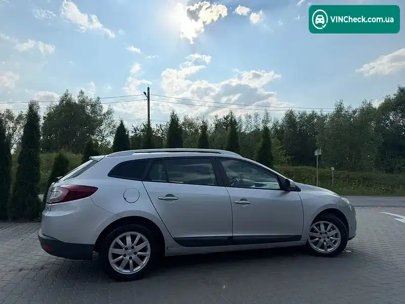 Renault Megane 2010, фото з оголошення 2 з 16, VIN VF1KZ1A0544371493