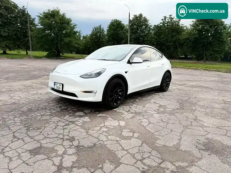 Tesla Model Y 2023, фото з оголошення 1 з 16, VIN 7SAYGAEE0PF806928