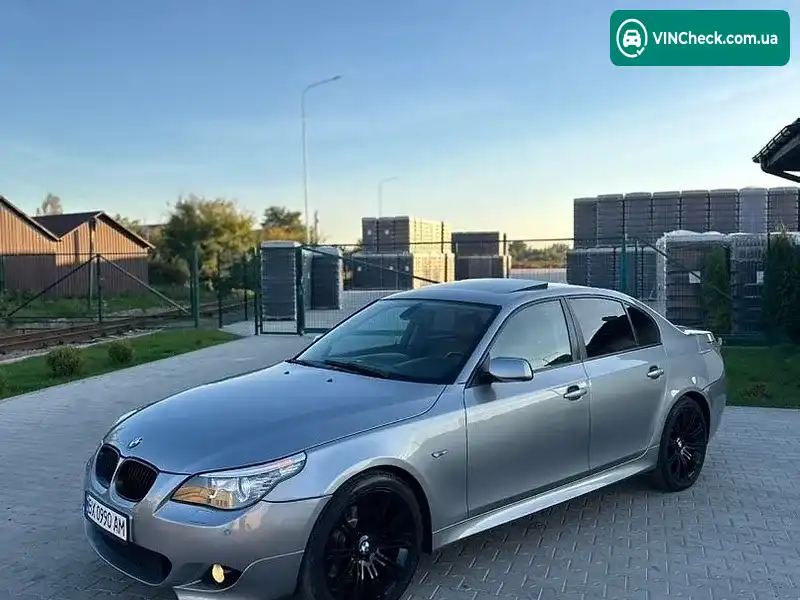 BMW 5 Series 2004, фото з оголошення 1 з 20, VIN WBANC72090B333933