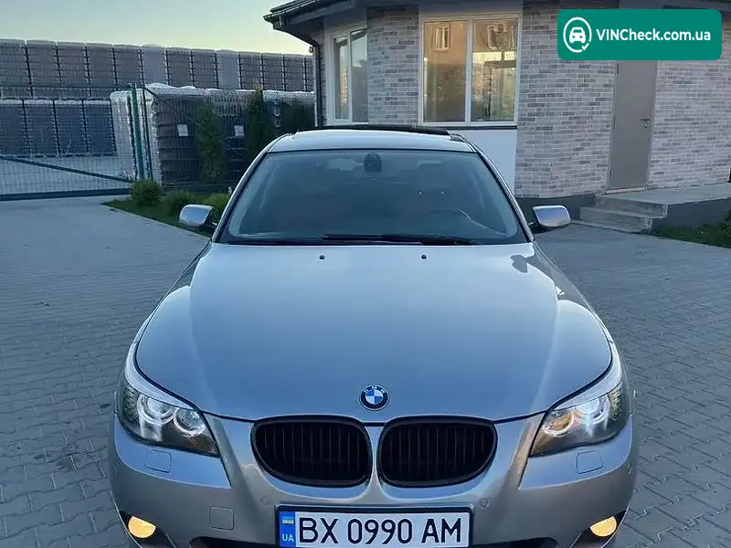 BMW 5 Series 2004, фото з оголошення 2 з 20, VIN WBANC72090B333933