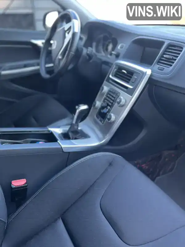 Volvo V60 2016, фото з оголошення 2 з 21, VIN YV1FW74C1H1339166