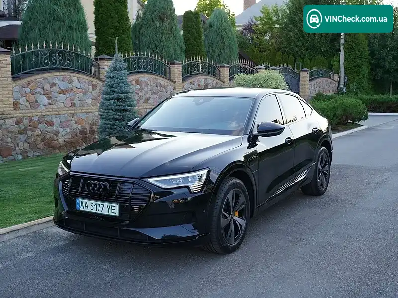 Audi e-tron 2022, фото з оголошення 2 з 20, VIN WAUZZZGE6NB041244