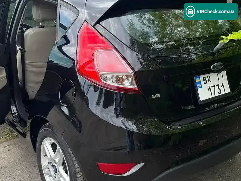 Ford Fiesta 2018, фото з оголошення 2 з 8, VIN 3FADP4EJ6JM126857