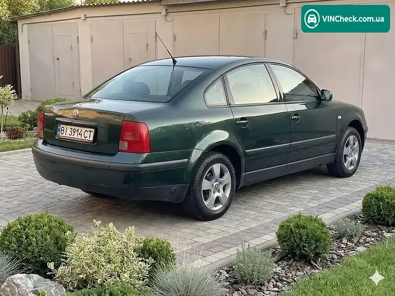 Volkswagen Passat 1997, фото з оголошення 1 з 10, VIN WVWZZZ3BZVE119303