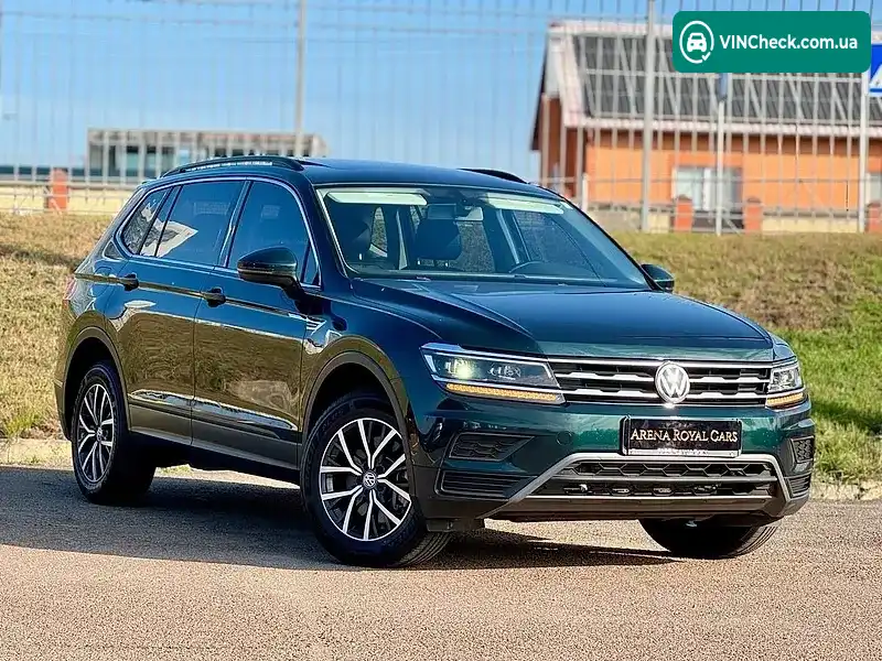 Volkswagen Tiguan 2019, фото з оголошення 2 з 20, VIN 3VV3B7AX4KM157737