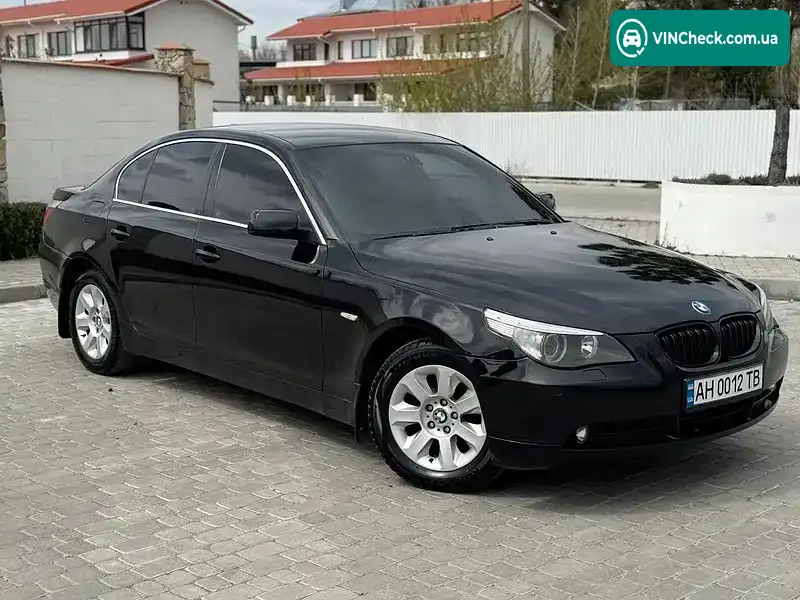 BMW 5 Series 2005, фото з оголошення 1 з 21, VIN WBANE31020B947419