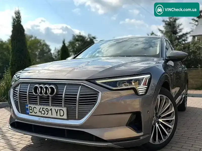 Audi e-tron 2019, фото з оголошення 1 з 15, VIN WA1VAAGE4KB023955