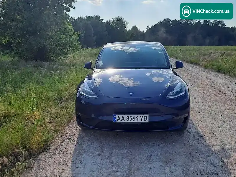 Tesla Model Y 2023, фото з оголошення 1 з 17, VIN 7SAYGDEE6PA106832