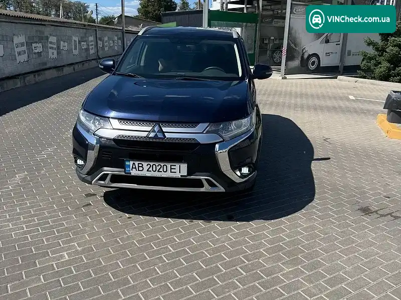 Mitsubishi Outlander 2019, фото з оголошення 1 з 20, VIN JMBXTGF2WKZ000470