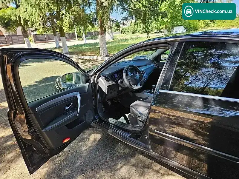 Renault Laguna 2011, фото з оголошення 1 з 20, VIN VF1BT1R0645496038