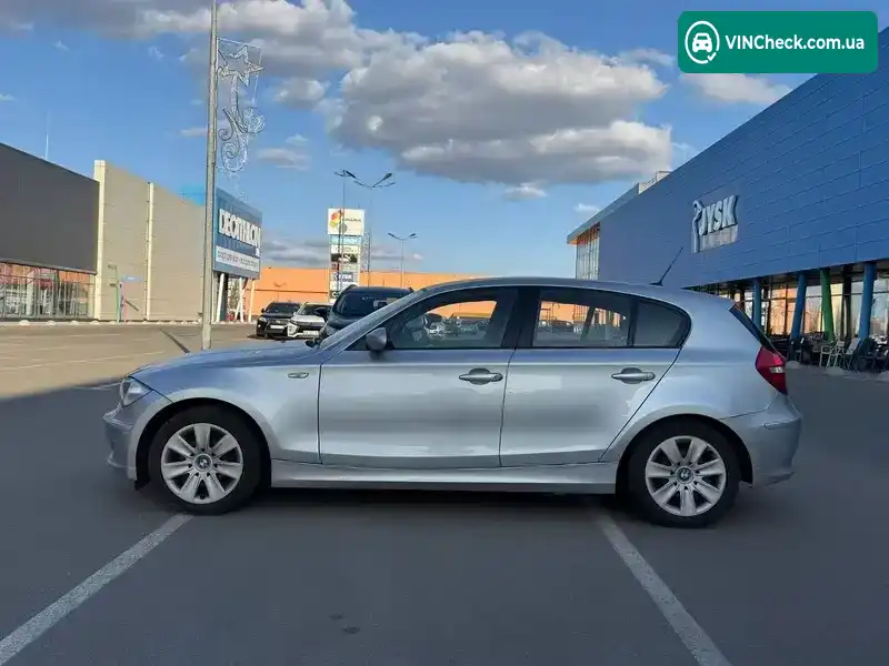 BMW 1 Series 2008, фото з оголошення 2 з 20, VIN WBAUE51050JW16959