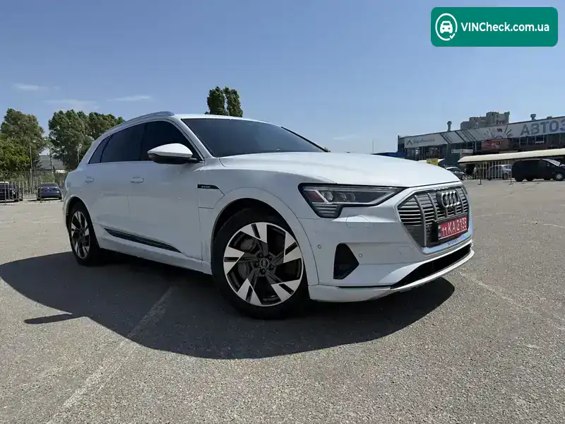 Audi e-tron 2021, фото з оголошення 2 з 21, VIN WA1LAAGE2NB012576