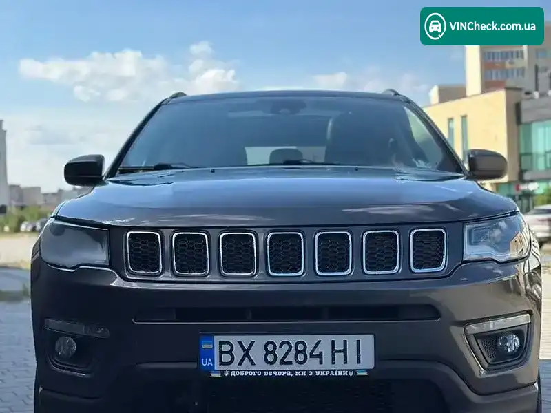 Jeep Compass 2020, фото з оголошення 2 з 20, VIN 3C4NJDBB4LT228602