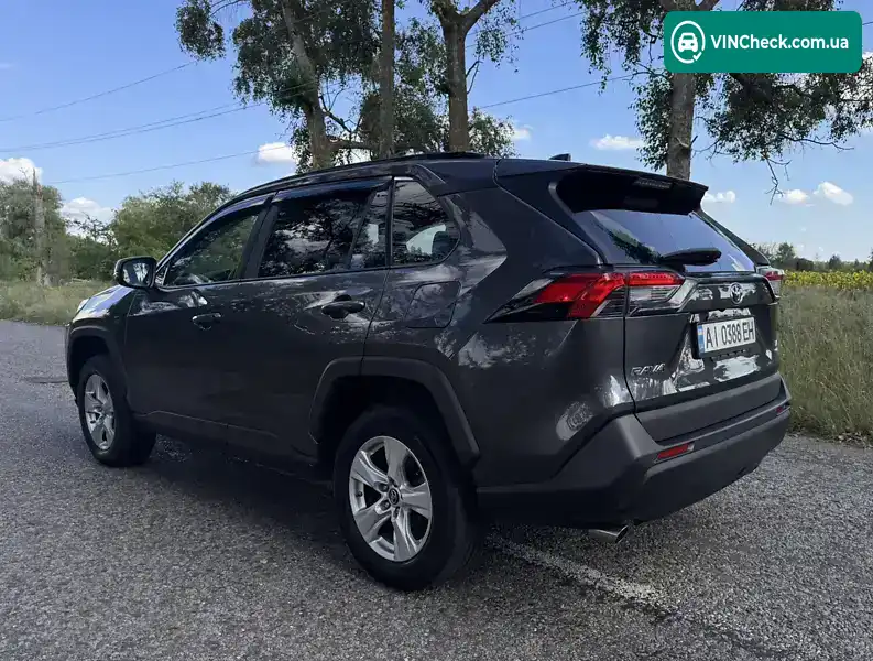 Toyota RAV4 2019, фото з оголошення 2 з 20, VIN 2T3MWRFV8KW011205