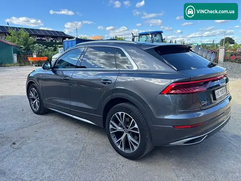 Audi Q8 2018, фото з оголошення 2 з 11, VIN WAUZZZF15KD017614