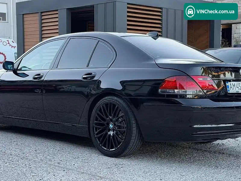 BMW 7 Series 2006, фото з оголошення 2 з 20, VIN WBAHL61010DN92929