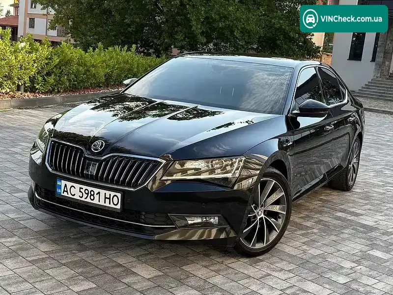 Skoda Superb 2016, фото з оголошення 1 з 20, VIN TMBAJ7NP9G7077158