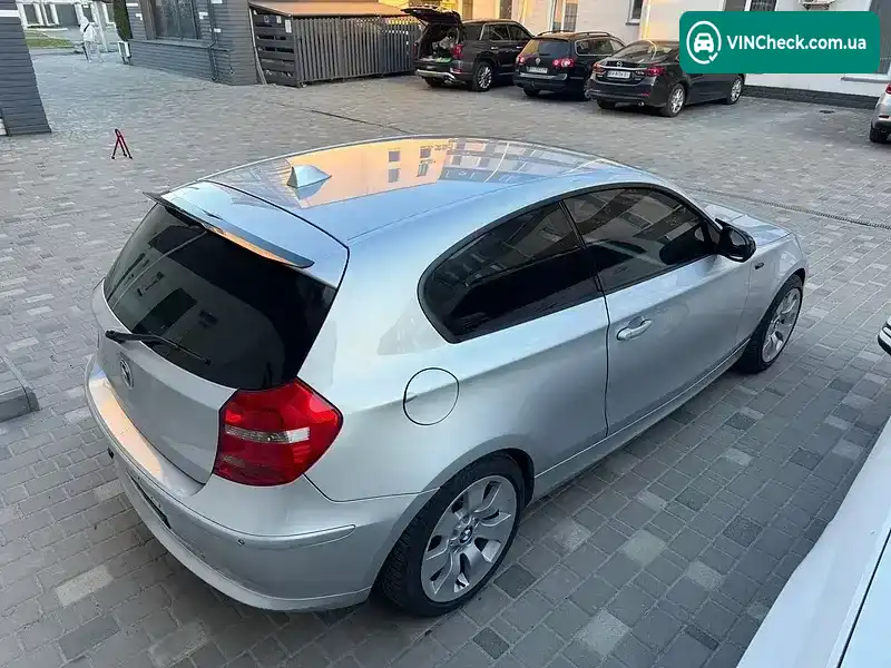 BMW 1 Series 2010, фото з оголошення 1 з 17, VIN WBAUK31080VG63623