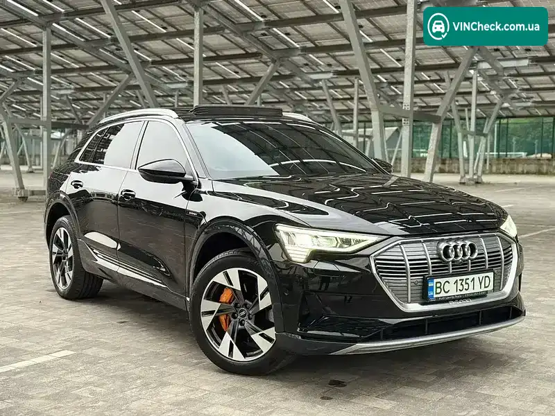 Audi e-tron 2022, фото з оголошення 2 з 21, VIN WAUZZZGE8NB031606