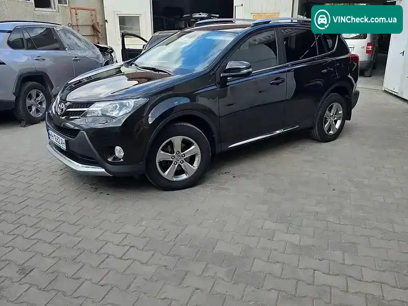 Toyota RAV4 2015, фото з оголошення 2 з 18, VIN JTMDAREV60D067055