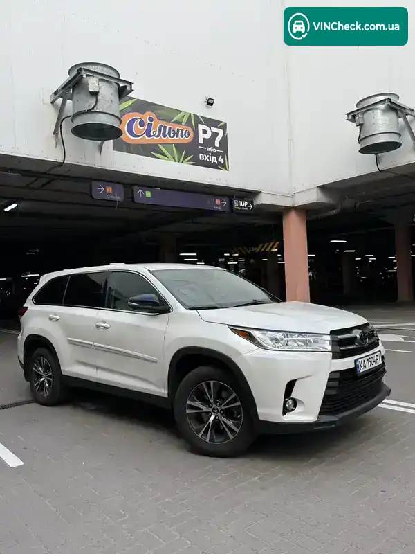 Toyota Highlander 2018, фото з оголошення 2 з 21, VIN 5TDBZRFH6KS950539