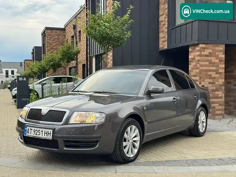 Skoda Superb 2005, фото з оголошення 2 з 20, VIN TMBCL63U149069397