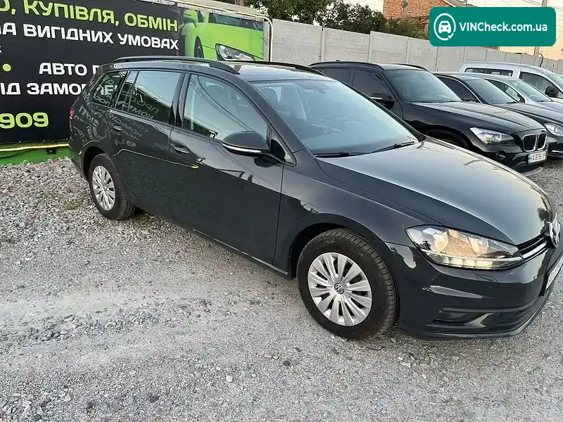 Volkswagen Golf 2019, фото з оголошення 2 з 10, VIN WVWZZZAUZLP538302