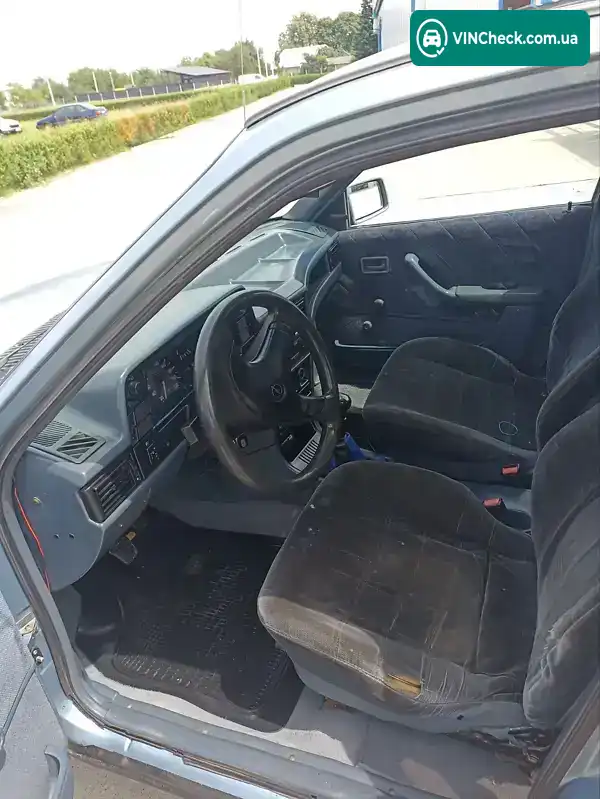 Opel Kadett 1990, фото з оголошення 1 з 20, VIN W0L000049L5090282