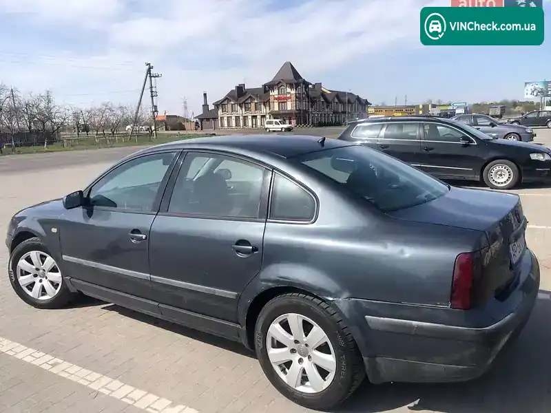 Volkswagen Passat 1999, фото з оголошення 2 з 8, VIN WVWZZZ3BZXP483643