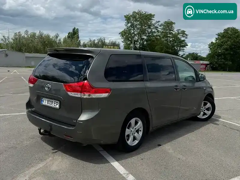 Toyota Sienna 2012, фото з оголошення 2 з 11, VIN 5TDKA3DC6CS013445