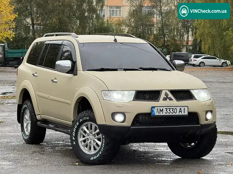 Mitsubishi Pajero Sport 2010, фото з оголошення 1 з 20, VIN MMCGNKH40BFZ01837