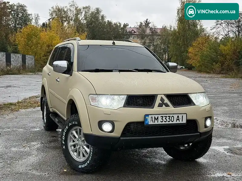 Mitsubishi Pajero Sport 2010, фото з оголошення 2 з 20, VIN MMCGNKH40BFZ01837