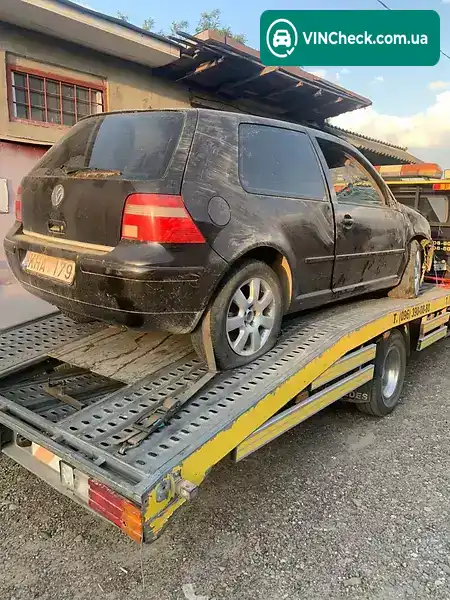 Volkswagen Golf 2003, фото з оголошення 1 з 6, VIN WDXPD944965940161