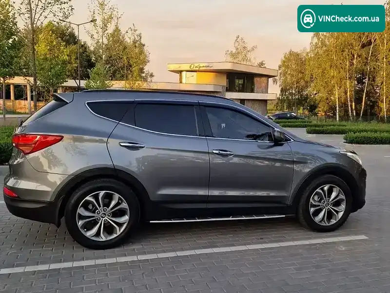 Hyundai Santa FE 2012, фото з оголошення 2 з 20, VIN KMHSW81XBDU096615