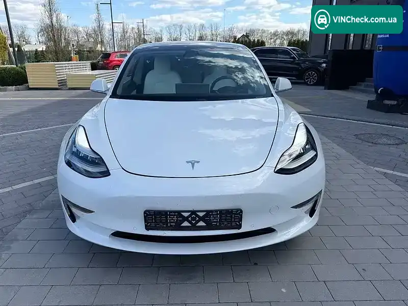 Tesla Model 3 2020, фото з оголошення 1 з 9, VIN 5YJ3E1EB5LF719961