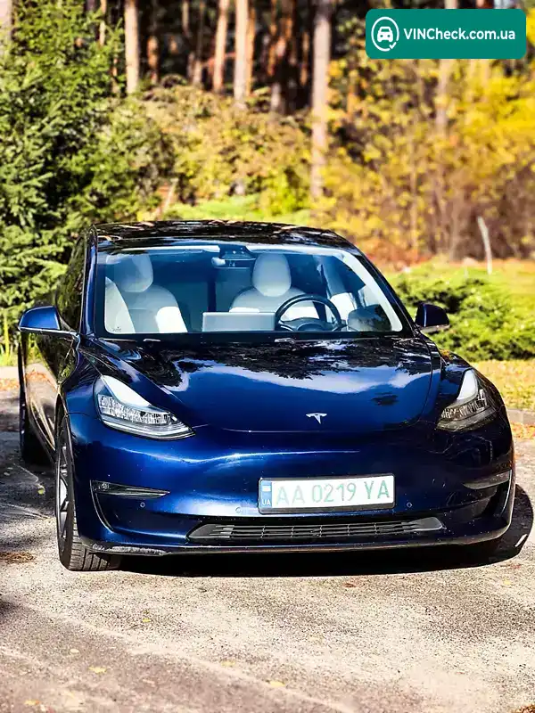 Tesla Model 3 2019, фото з оголошення 1 з 21, VIN 5YJ3E1EB8KF391076