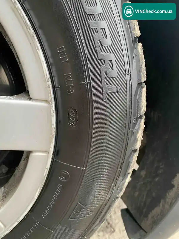 Volkswagen Passat 2000, фото з оголошення 1 з 20, VIN WVWZZZ3BZYP489755