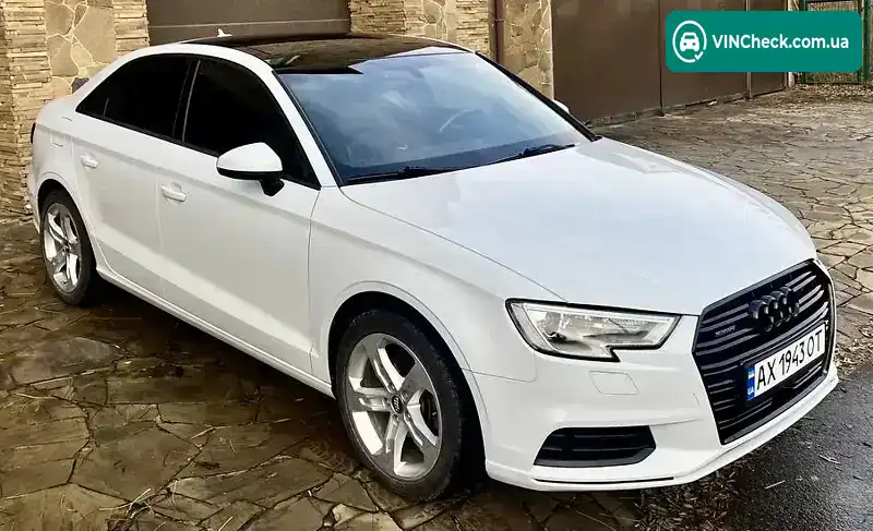 Audi A3 2016, фото з оголошення 1 з 9, VIN WAUB8GFF3H1032806