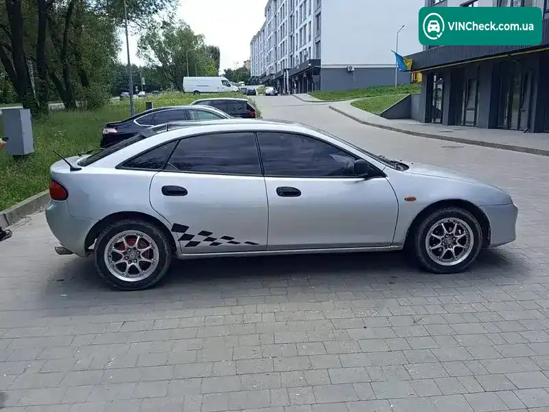 Mazda 323 1996, фото з оголошення 2 з 9, VIN JMZBA145201304375