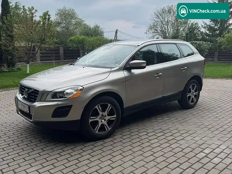 Volvo XC60 2013, фото з оголошення 2 з 8, VIN YV1DZ8256D2459759