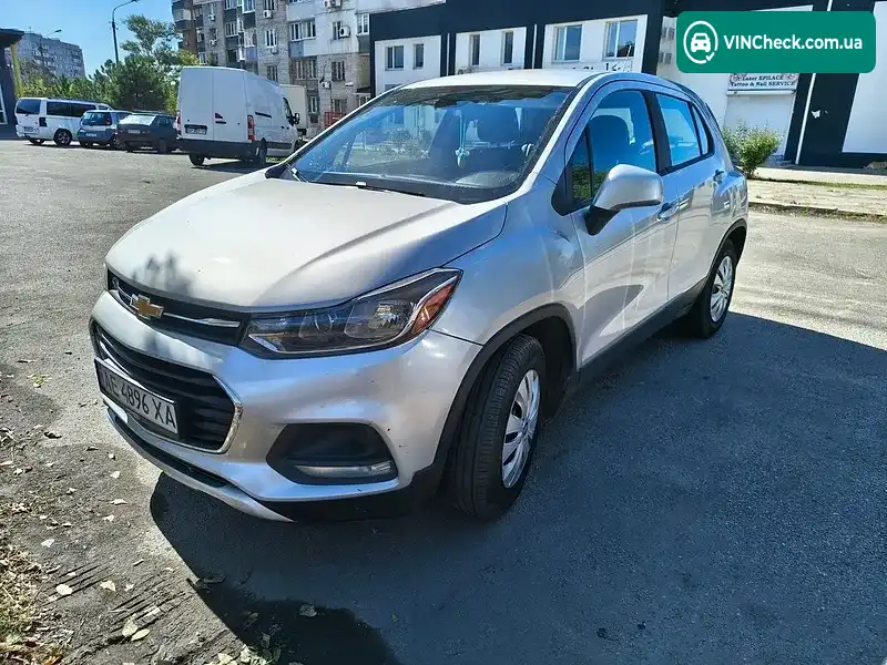 Chevrolet Trax 2018, фото з оголошення 2 з 6, VIN 3GNCJKSB5JL338140