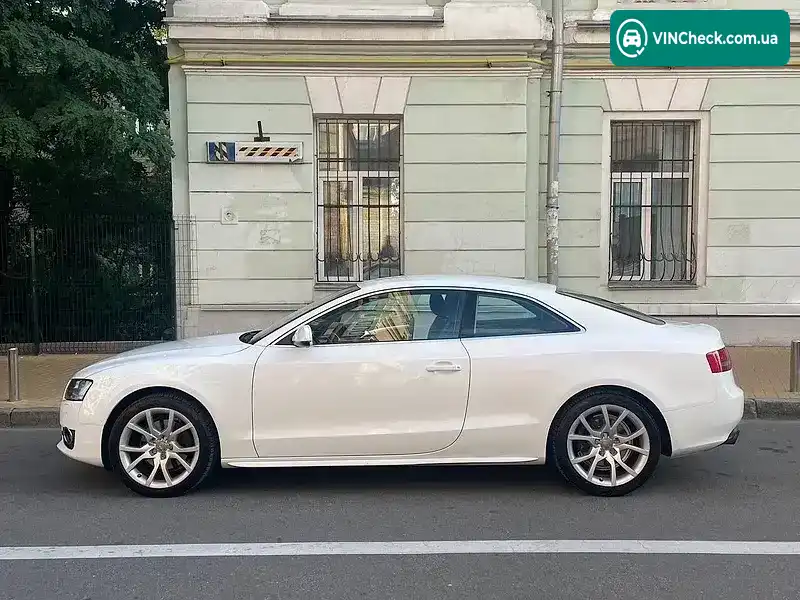 Audi A5 2010, фото з оголошення 1 з 20, VIN WAUZZZ8TXBA021559