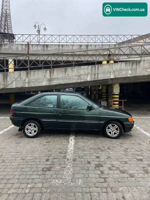Ford Escort 1994, фото з оголошення 1 з 10, VIN WF0BXXGCABRY58557